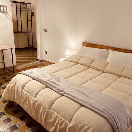 Il giardino di Iole Bed and Breakfast Sassari Esterno foto