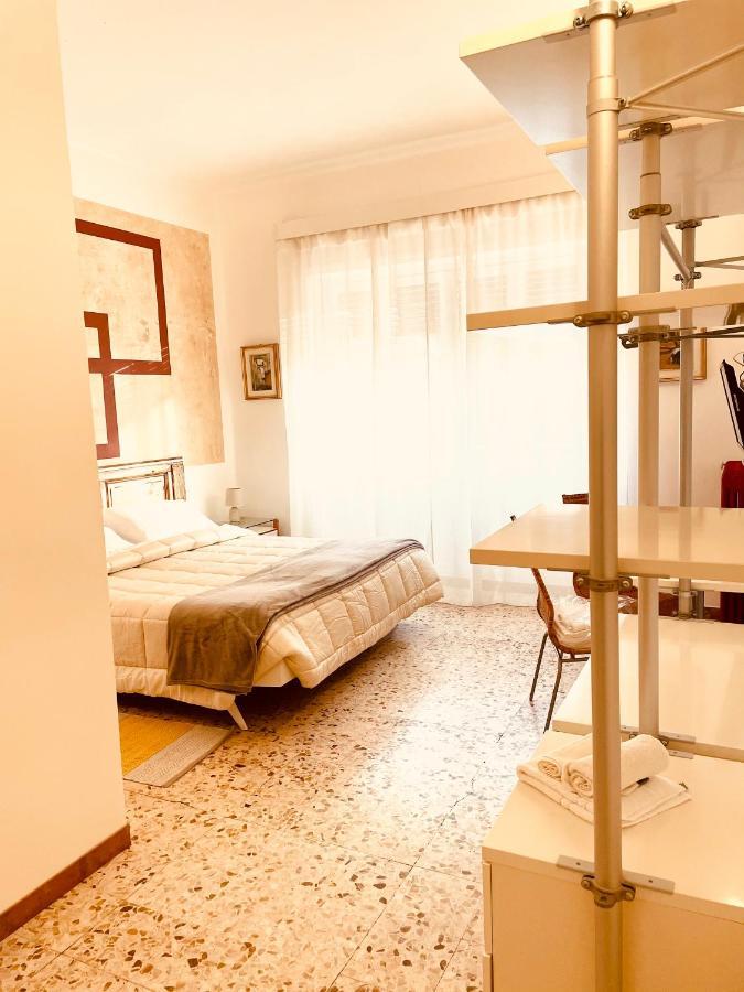 Il giardino di Iole Bed and Breakfast Sassari Esterno foto